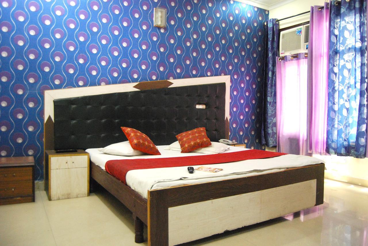 Hotel Kk Residency Chandīgarh Extérieur photo